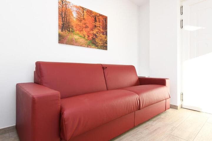 Orange house photo 2