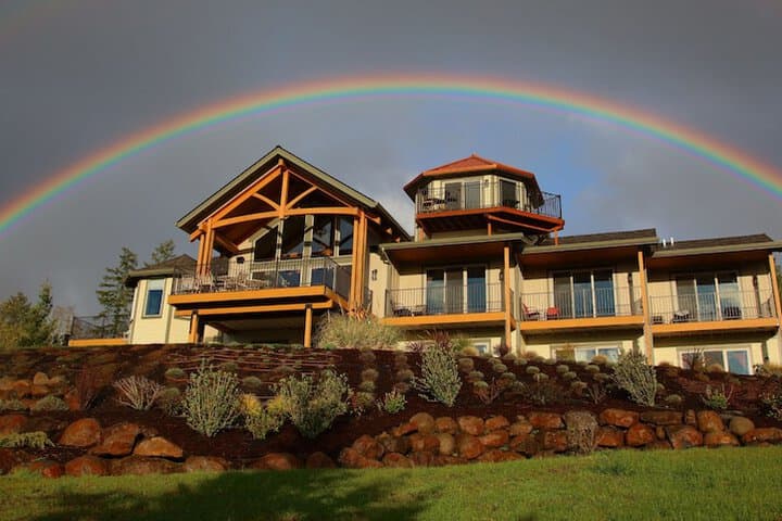 Amity destination view