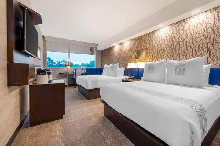 GLō Best Western Kanata Ottawa West photo 3