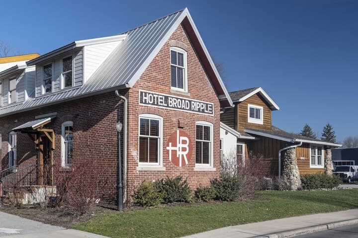 Hotel Broad Ripple photo 2