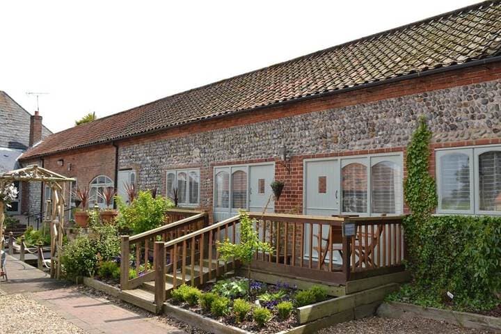 The Barns at Thorpe Market photo 5