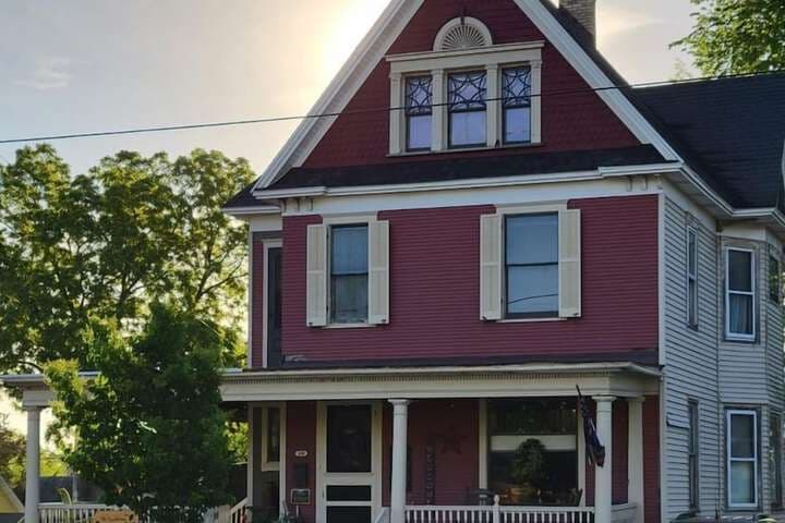 The Katherine Holle House photo 2