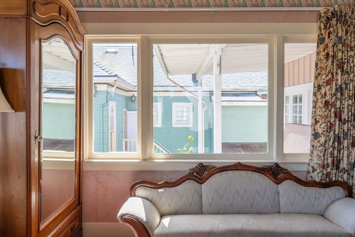 Martine Inn photo 5