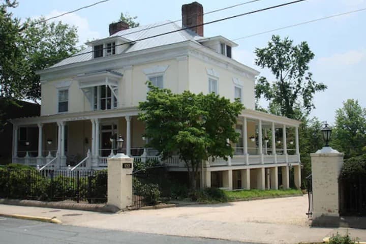 200 South Street Inn photo 5