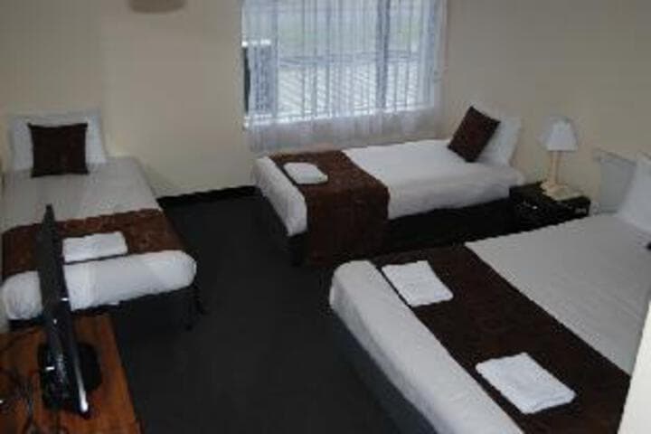 Red Carpet Motel photo 3