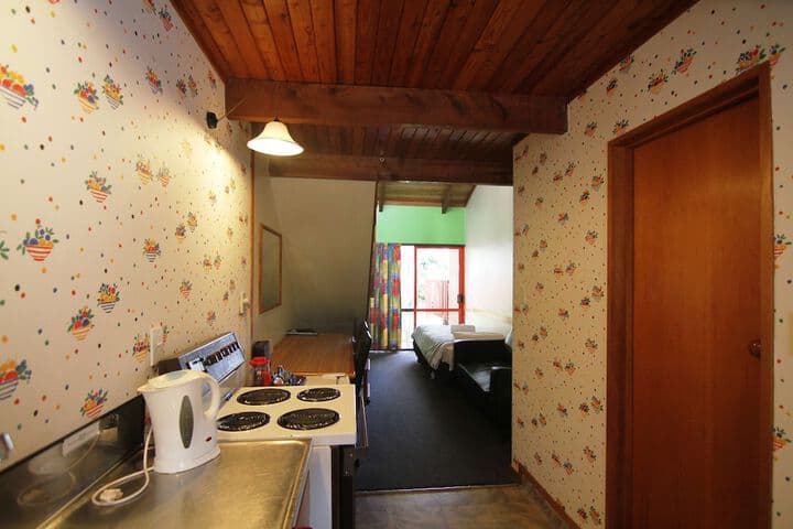 Larchwood Motel photo 4