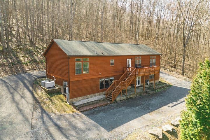 Hillside Hideaway photo 4