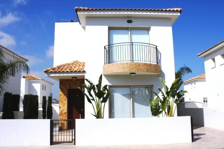 Palm Tree Villas photo 2