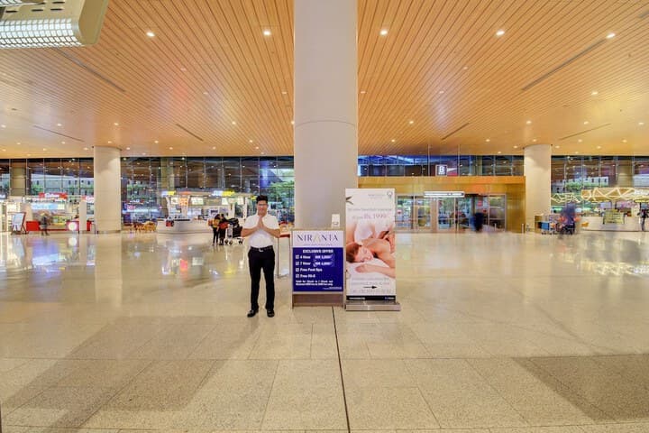 Niranta Airport Transit Hotel & Lounge Terminal 2 Arrivals photo 4