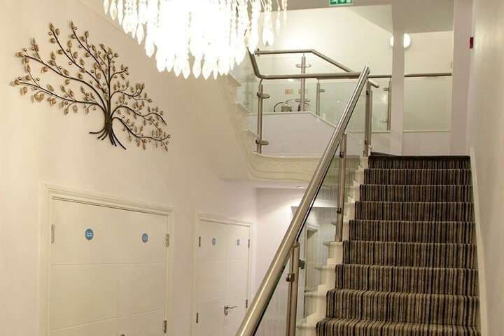 Austens Luxury Apartments photo 2