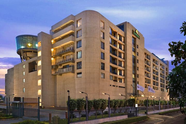 Savoy Suites Manesar photo 5