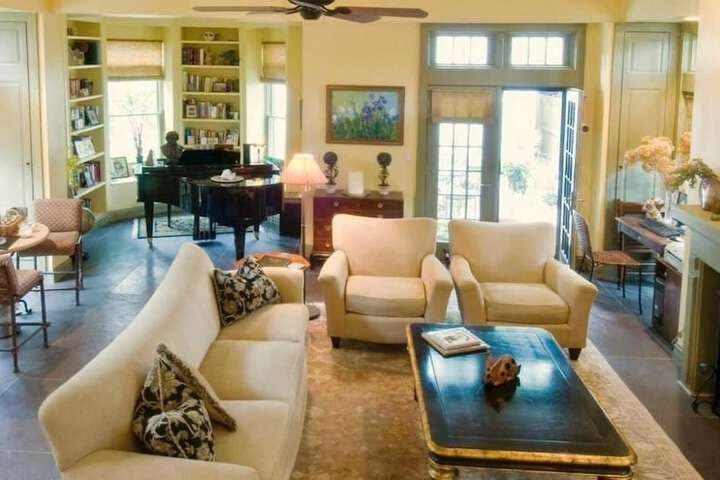 Harvey House Bed & Breakfast photo 4