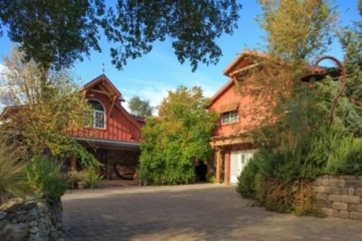 Eden Vale Inn photo 4