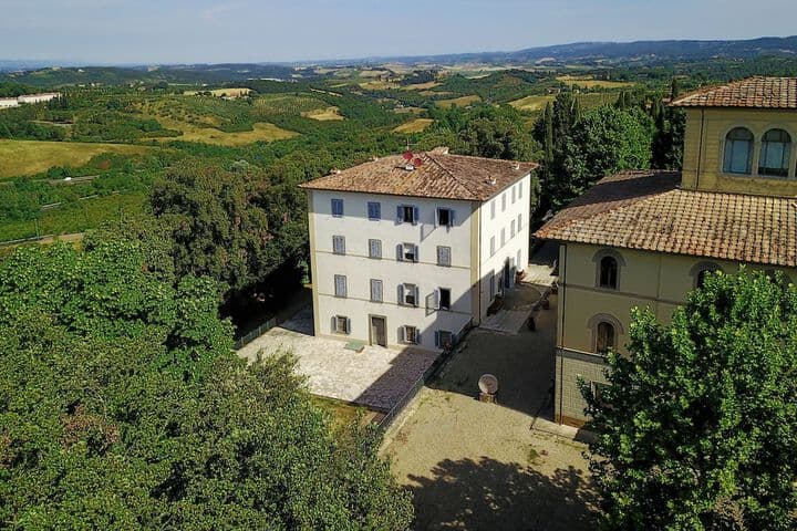 Villa Montarioso photo 4
