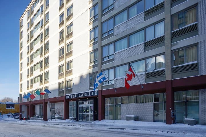 Hotel Les Suites Labelle photo 3