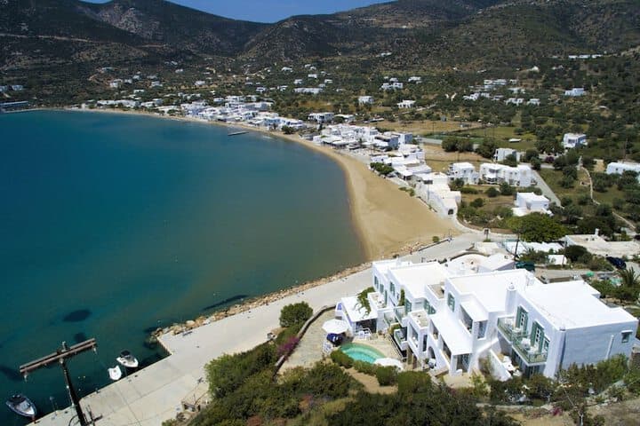 Niriedes Hotel photo 5