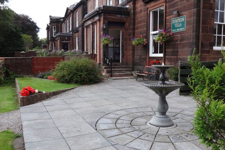 Dumfries Villa photo 2