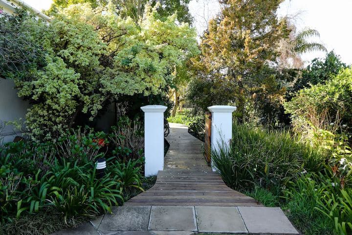 Whispering Oaks photo 2