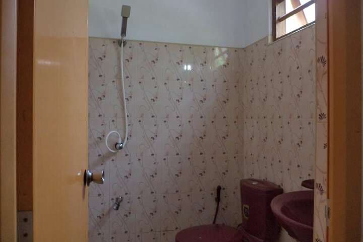 Amara Guest photo 4