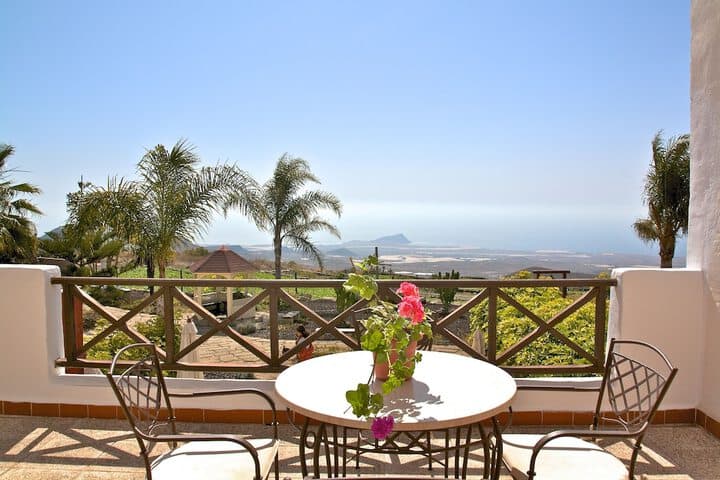 El Roque destination view