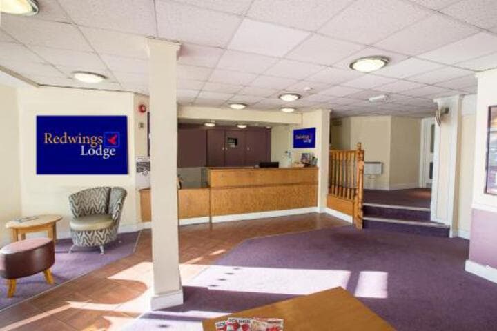 Redwings Lodge Solihull photo 4