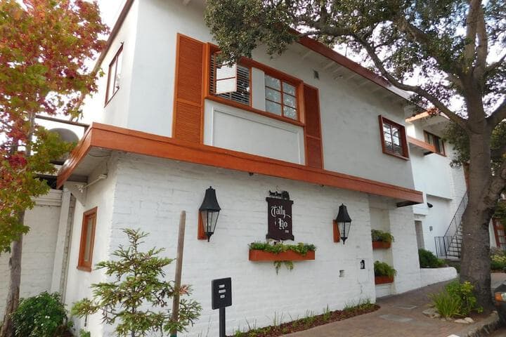 Tally Ho Inn photo 3