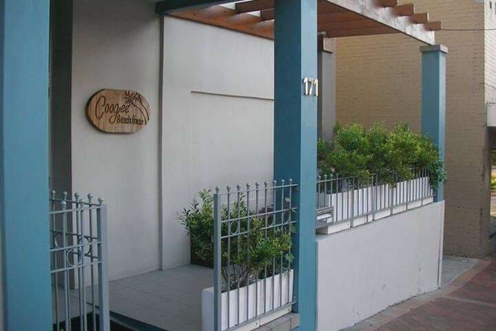 Coogee Beach House Hostel photo 2