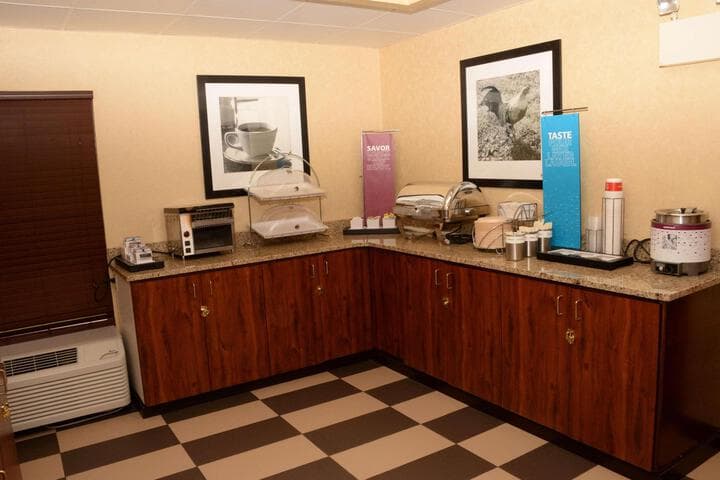 Hampton Inn Abingdon photo 5