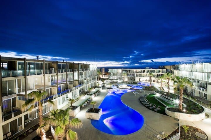 Onshore Torquay photo 3