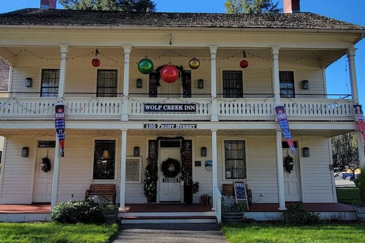Wolf Creek Inn & Tavern photo 2