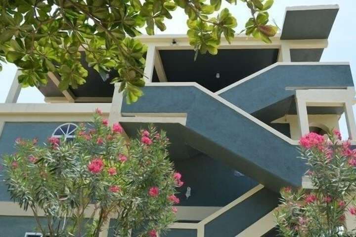 Sea Pearl Vacation Suites photo 2