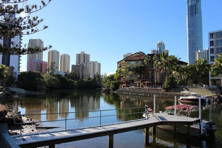 Surfers Riverside Apartments photo 2