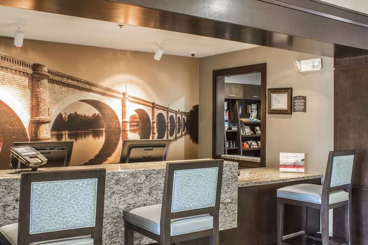 Staybridge Suites Jacksonville Camp Lejeune Area an IHG Hotel photo 4