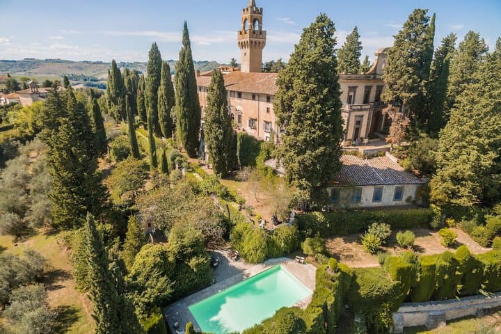 Castello di Montegufoni photo 2
