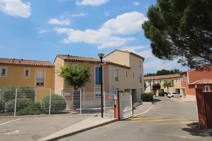 AppartHotel Garden & City Rousset photo 2