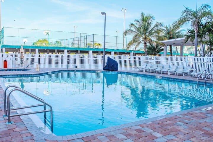 Discovery Beach Resort by VRI Americas photo 5