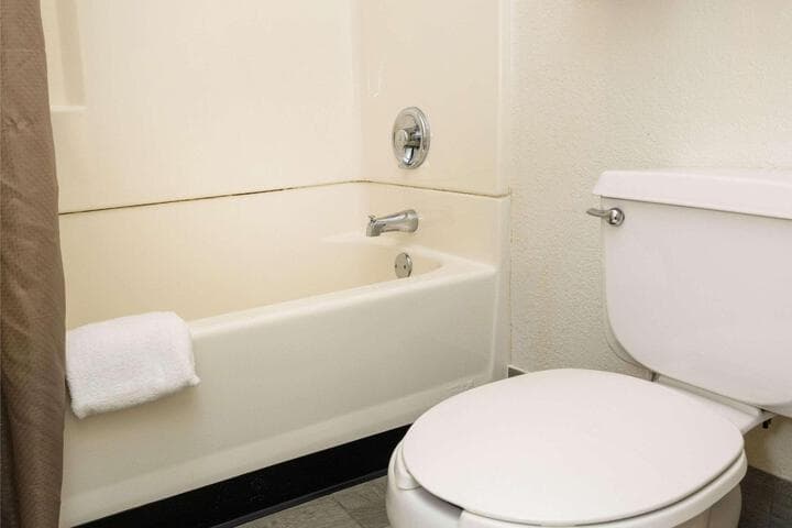 Suburban Extended Stay Hotel Mentor photo 4