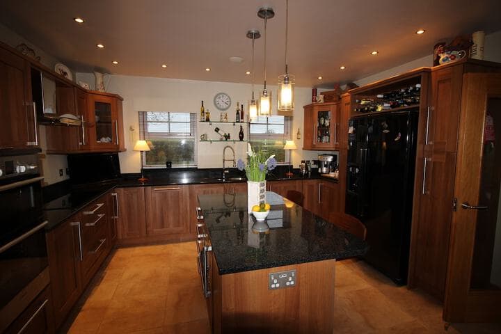 Crowfield House photo 5