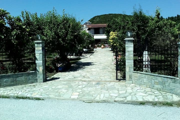 Nireas photo 2