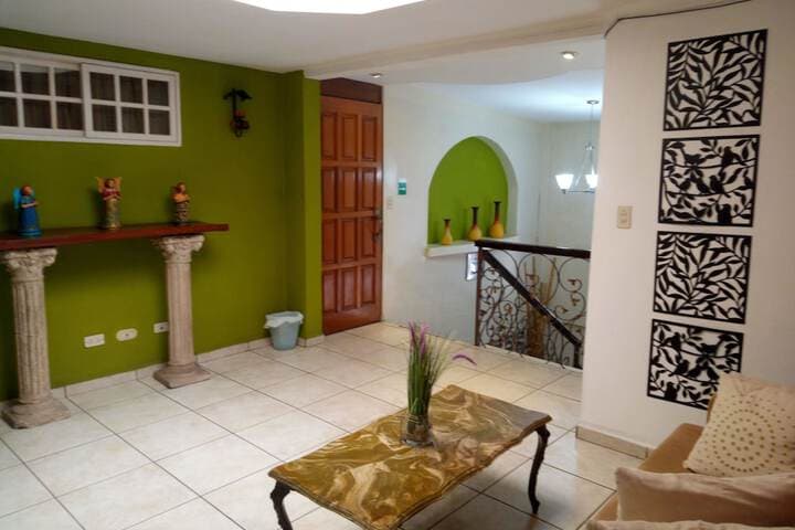 Hotel Tazumal House photo 5