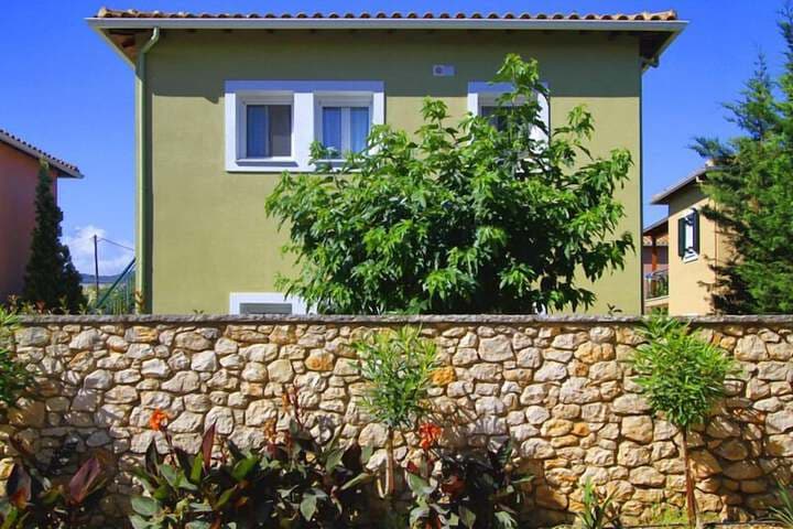 Saint Thomas Village photo 3