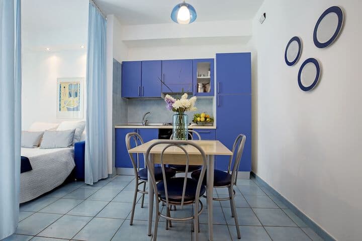 Angelina Residence photo 3