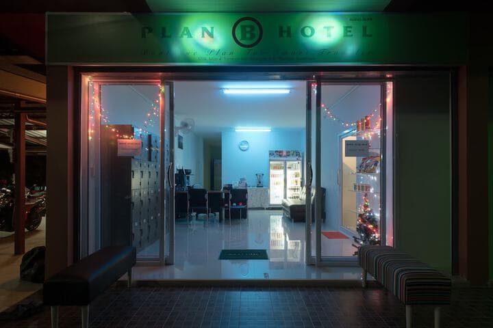 Plan B Hotel Hostel photo 3