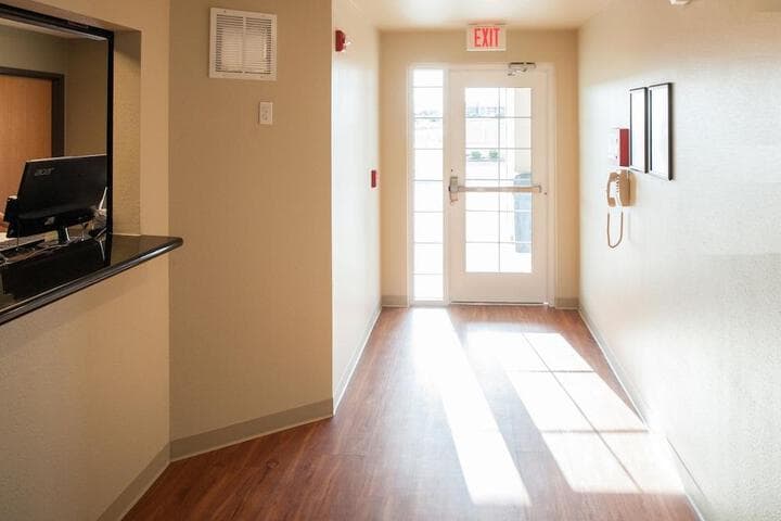 WoodSpring Suites Beaumont photo 2