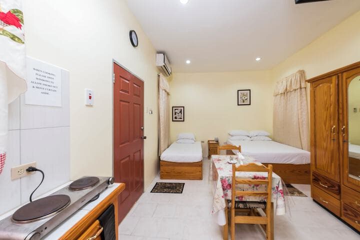 Travel Suites Ltd photo 4