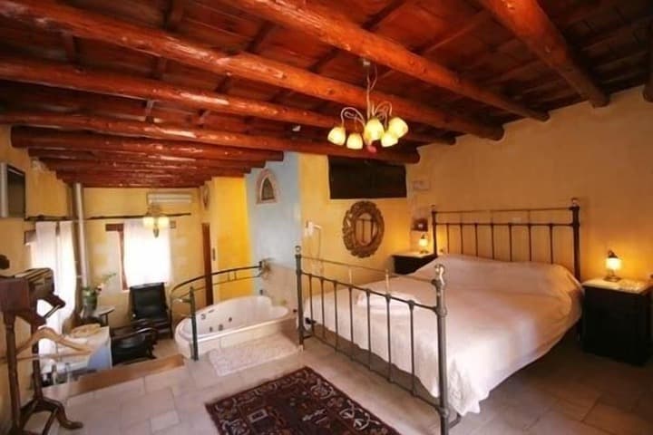 Ifigenia Luxury Suites&Villas photo 5