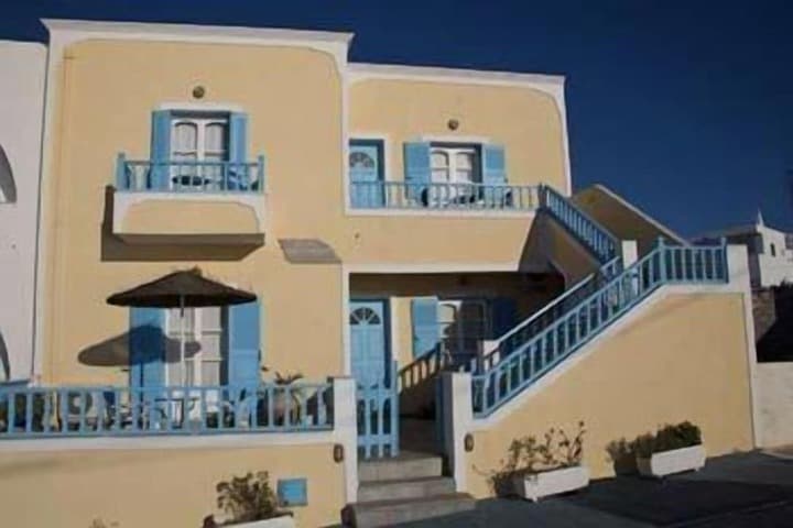 Vallas Apartments & Villas photo 2
