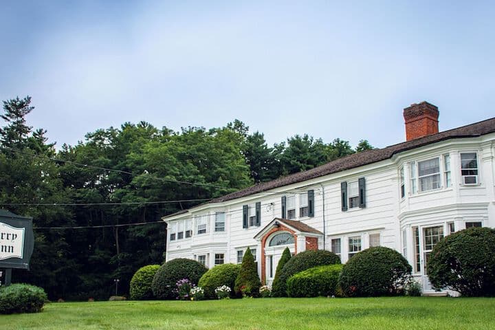 Blackberry River Inn photo 2