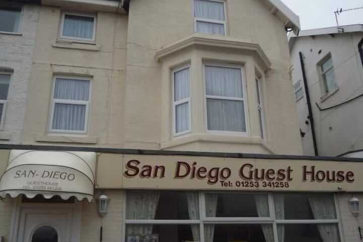 San Diego Guest House near Beach photo 3