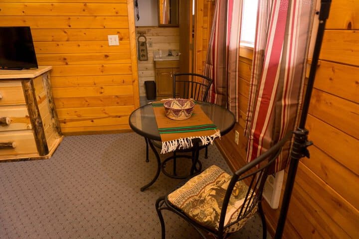 Red Canyon Village photo 4